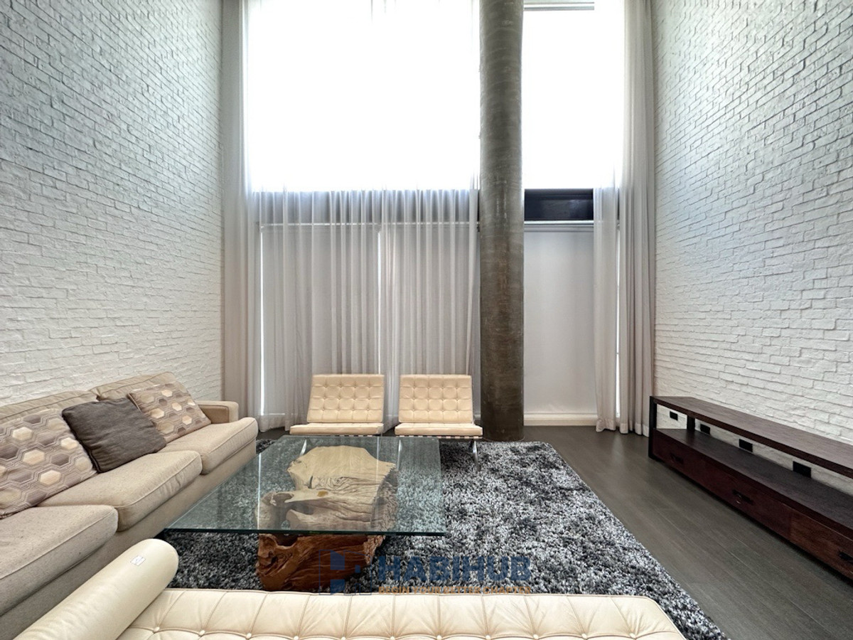 For SaleCondoOnnut, Udomsuk : 🏠✨ Penthouse Condominium 3 | 4 Bedroom Duplex Condo for Sale (HBH-HL-23)