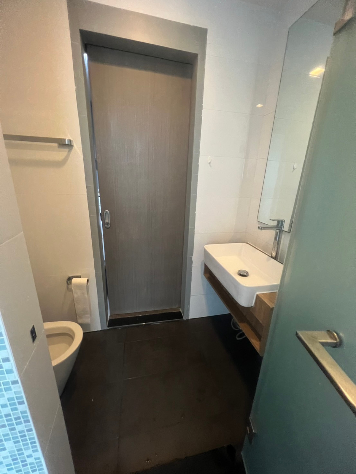 ให้เช่าคอนโดพระราม 9 เพชรบุรีตัดใหม่ RCA : คอนโดใหม่ให้เช่าใกล้ MRTพระราม9เพียง650M 15,000.00 บาท1ห้องนอน 1 ห้องน้ำ