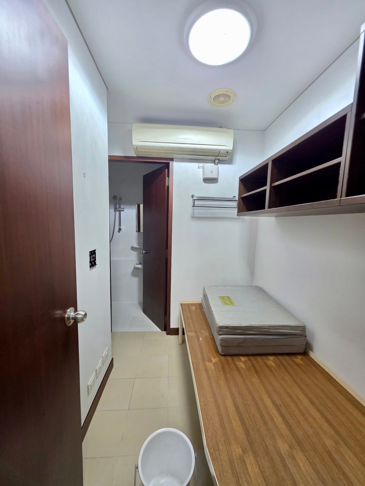 คอนโดวิทยุ ชิดลม หลังสวน : The Park Chidlom E2: 3+1bed 4bath + maid 258 sqm. 70,000,000 Rent: 200,000/mth Am: 0656199198