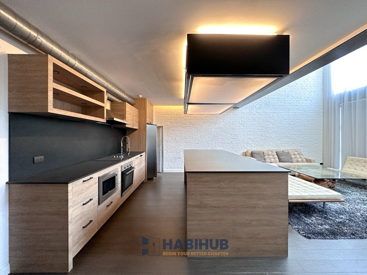 For SaleCondoOnnut, Udomsuk : 🏠✨ Penthouse Condominium 3 | 4 Bedroom Duplex Condo for Sale (HBH-HL-23)