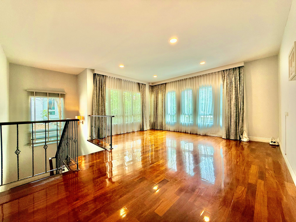 For SaleHousePattanakan, Srinakarin : Luxury Corner House for Sale – Grand Bangkok Boulevard Rama 9–Srinakarin