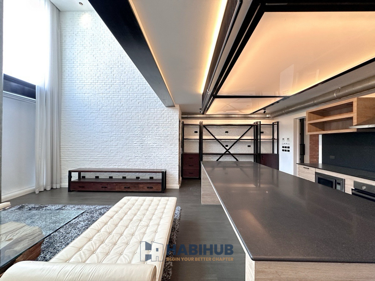 For SaleCondoOnnut, Udomsuk : 🏠✨ Penthouse Condominium 3 | 4 Bedroom Duplex Condo for Sale (HBH-HL-23)