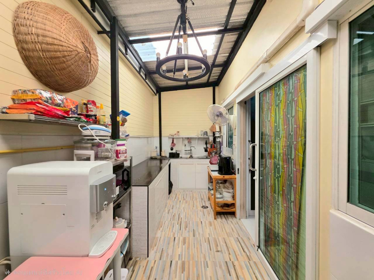 ขายทาวน์โฮมมีนบุรี-ร่มเกล้า : ขายทาวน์โฮม 2 ชั้น 29.4 ตร.ว. ต่อเติมครบพร้อมอยู่ แลนซีโอ นอฟ รามอินทรา-คู้บอน 38 ใกล้ทางด่วนและรถไฟฟ้าสีชมพู