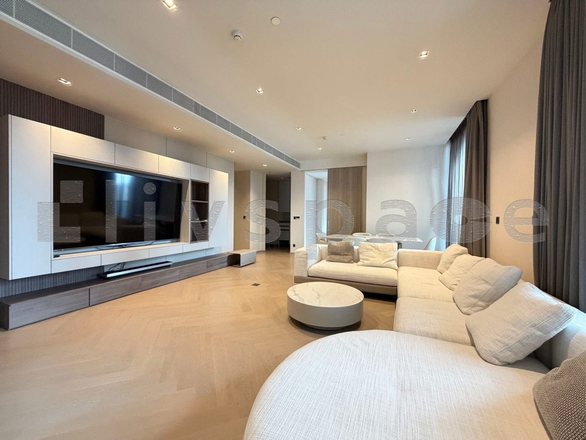 ขายคอนโดสาทร นราธิวาส : ▚ LC162ツ ขาย: The Reserve Sathorn 4BR+1 Multi 182ตรม. 65M🏙️✨ ห้อง Combine ชั้นพิเศษ ยูนิตน้อย วิวสาทร-นราธิวาส ห้องนั่งเล่นกว้าง อ่างอาบน้ำบิ้วอินหรู!