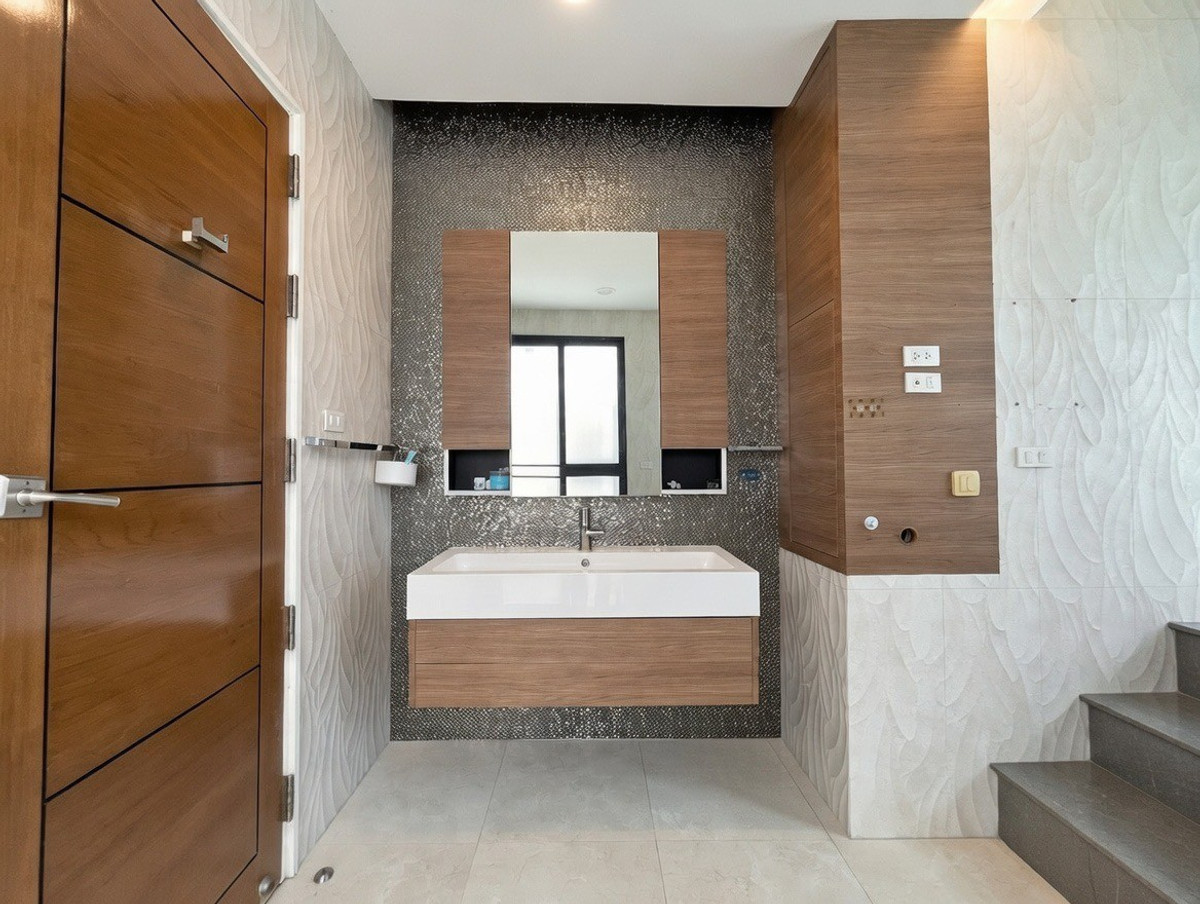 ให้เช่าคอนโดเยาวราช บางลำพู : ให้เช่า ห้อง Penthouse ใหญ่ 207 ตร.ม. ชั้น 8 (เพนท์เฮาส์) @ ย่านป้อมปราบศัตรูพ่าย สวนมะลิเซ็นเตอร์ (ใกล้ถนนวรจักร / เยาวราช / สำเพ็ง)