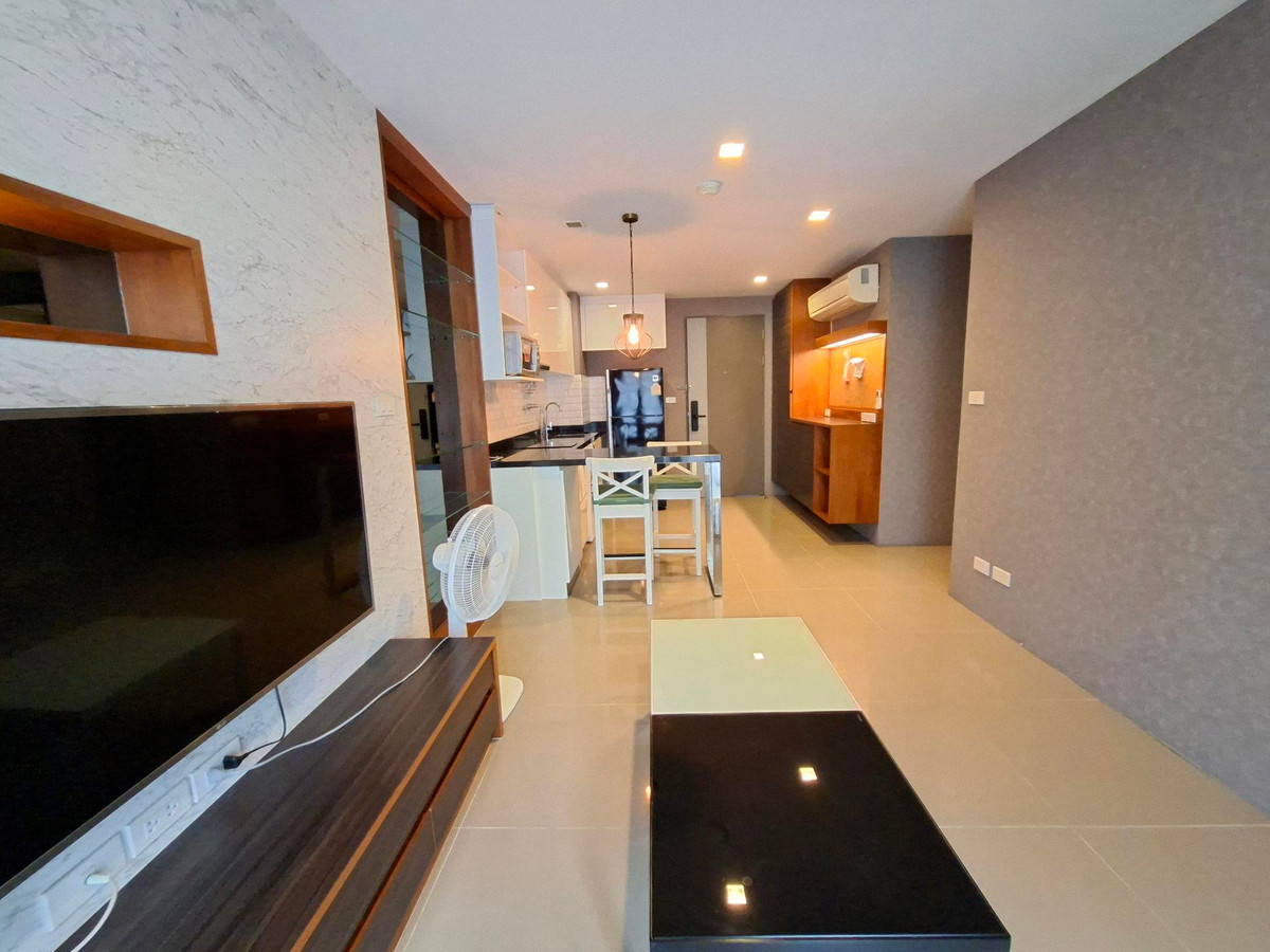 ให้เช่าคอนโดสุขุมวิท อโศก ทองหล่อ : Condo for rent, Mirage Sukhumvit 27! Type: 1 bed - 1 bathroom
Size: 45sq m.

