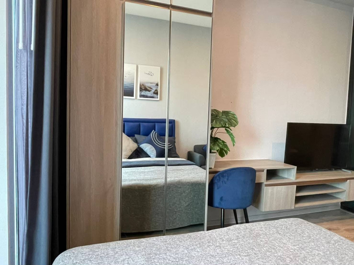 For RentCondoSamut Prakan,Samrong : PFD-08084  Condo for rent, English style (Collage Art), good location, next to Ramkhamhaeng Road, near MRT Lam Sali 