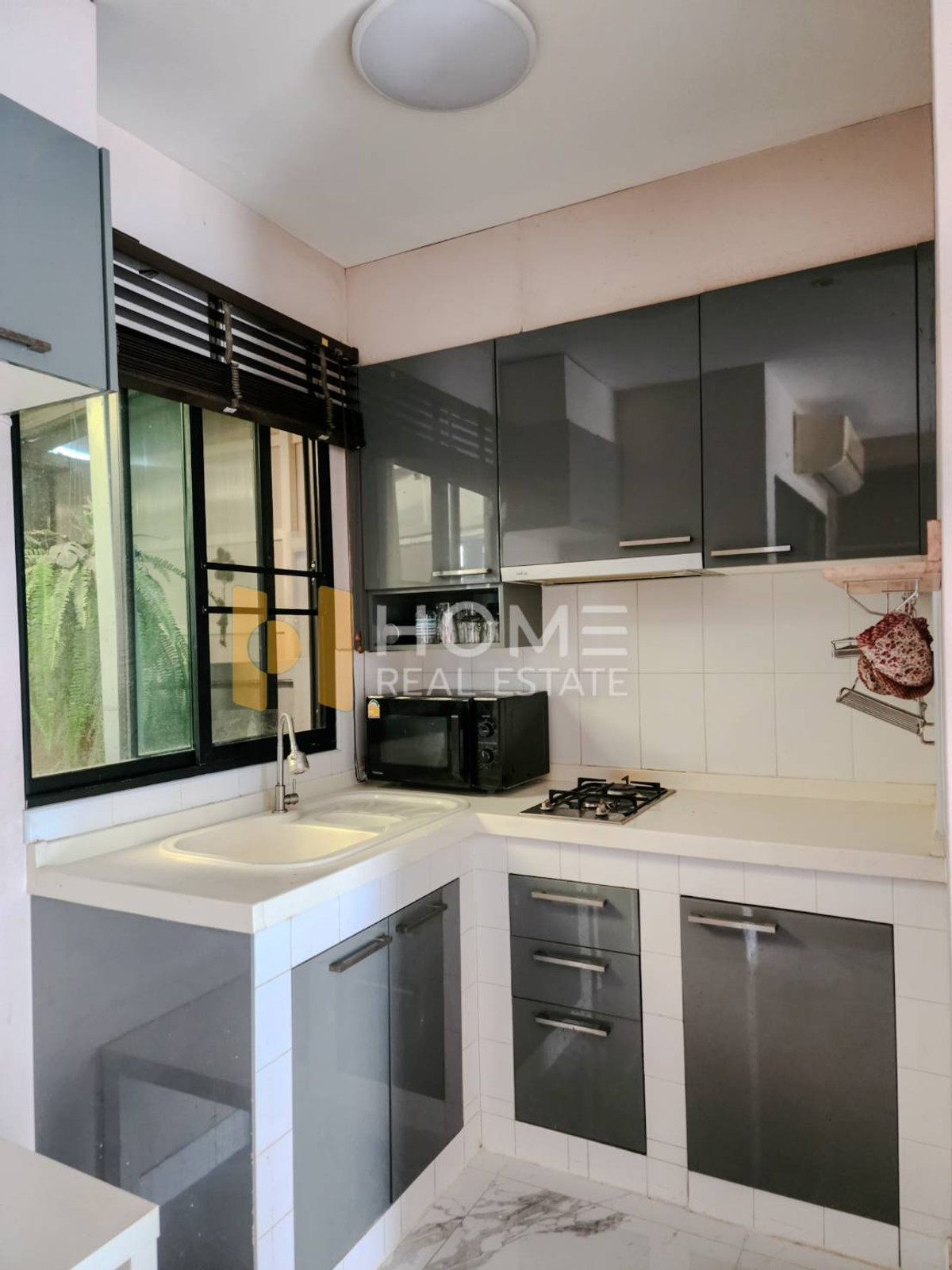 ขายทาวน์โฮมรามคำแหง หัวหมาก :  บ้านกลางเมือง พระราม 9 - รามคำแหง / 3 ห้องนอน (ขาย), Baan Klang Muang Rama 9 - Ramkhamhaeng / 3 Bedrooms (FOR SALE) BZD178