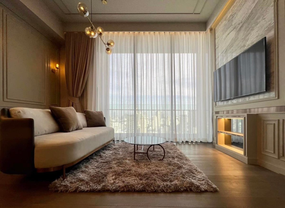 CondoSukhumvit, Asoke, Thonglor : For rent new room 1 bedroom 1 bathroom fully furnished. Ready to move in.