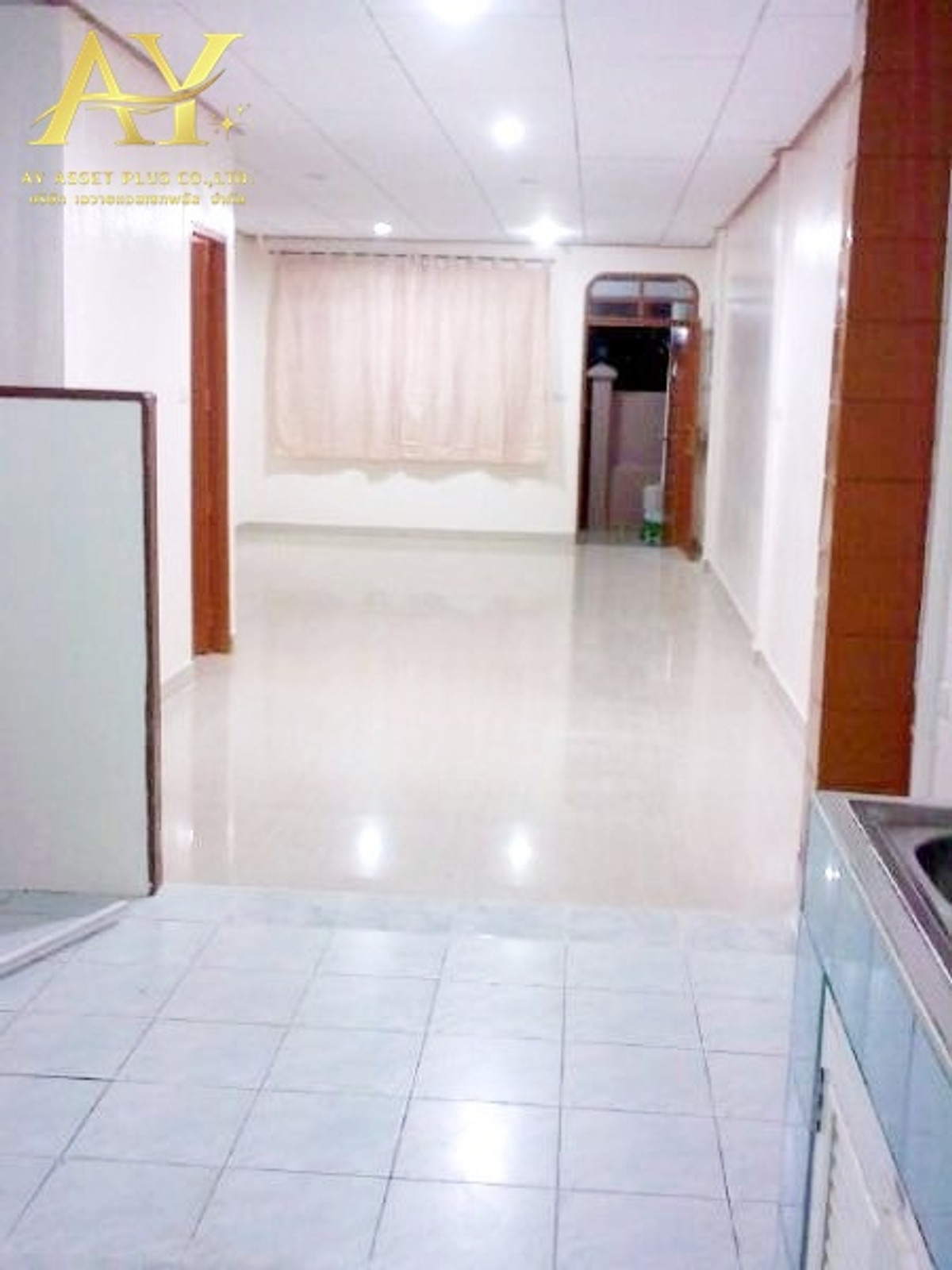 ขายทาวน์โฮมลาดพร้าว101 แฮปปี้แลนด์ : ขายด่วน ‼️ ทาวน์เฮ้าส์2ชั้น เสนาวิลล่า84 แฮปปี้แลนด์บางกะปิ ซอยแฮปปี้แลนด์ 18 ตรว. 🔥✨เพียง 2 ล้าน เท่านั้น ‼️