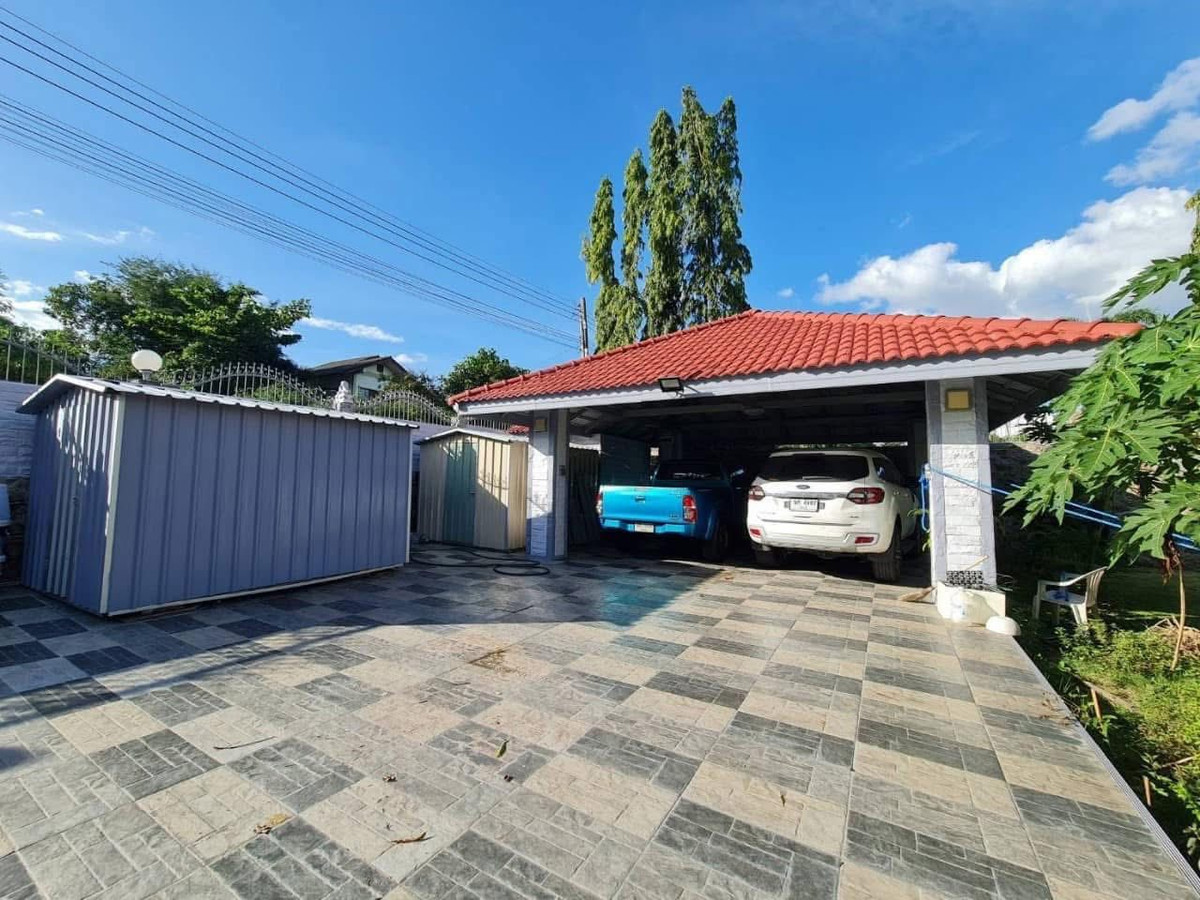 ขายบ้านพัทยา บางแสน ชลบุรี สัตหีบ : บ้านพร้อมที่ดิน แกรนด์ วัลเลย์ พัทยา / 4 ห้องนอน (ขาย), House with land Grand Valley Pattaya / 4 Bedrooms (FOR SALE) BEWN072