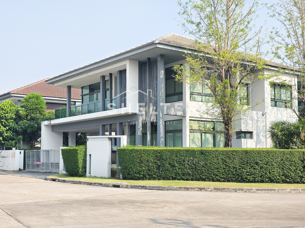 ขายบ้านพัฒนาการ ศรีนครินทร์ : บ้านเดี่ยว ใกล้รถไฟฟ้าทั้งสีเหลืองและสีส้ม เชื่อมต่อได้ทั้ง ศรีนครินทร์-พัฒนาการ-พระราม 9  โรงพยาบาลสมิติเวช , โรงเรียนนานาชาติ มหาวิทยาลัย ABAC🚃