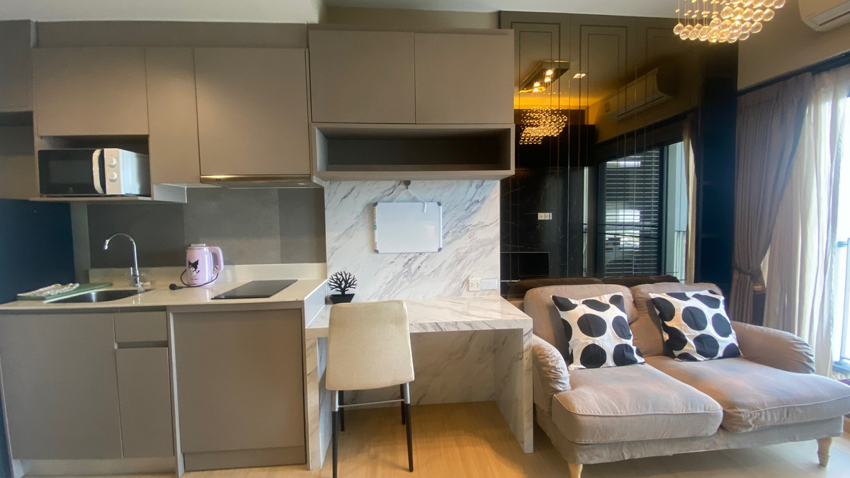 ให้เช่าคอนโดอ่อนนุช อุดมสุข : คอนโด 1 ห้องนอน 1 ห้องน้ำ 29 ตรม ที่ Whizdom Connect Sukhumvit ให้เช่า 18,000 บาทต่อเดือน สุขุมวิท ซอย 101/1 BTS ปุณณวิถี