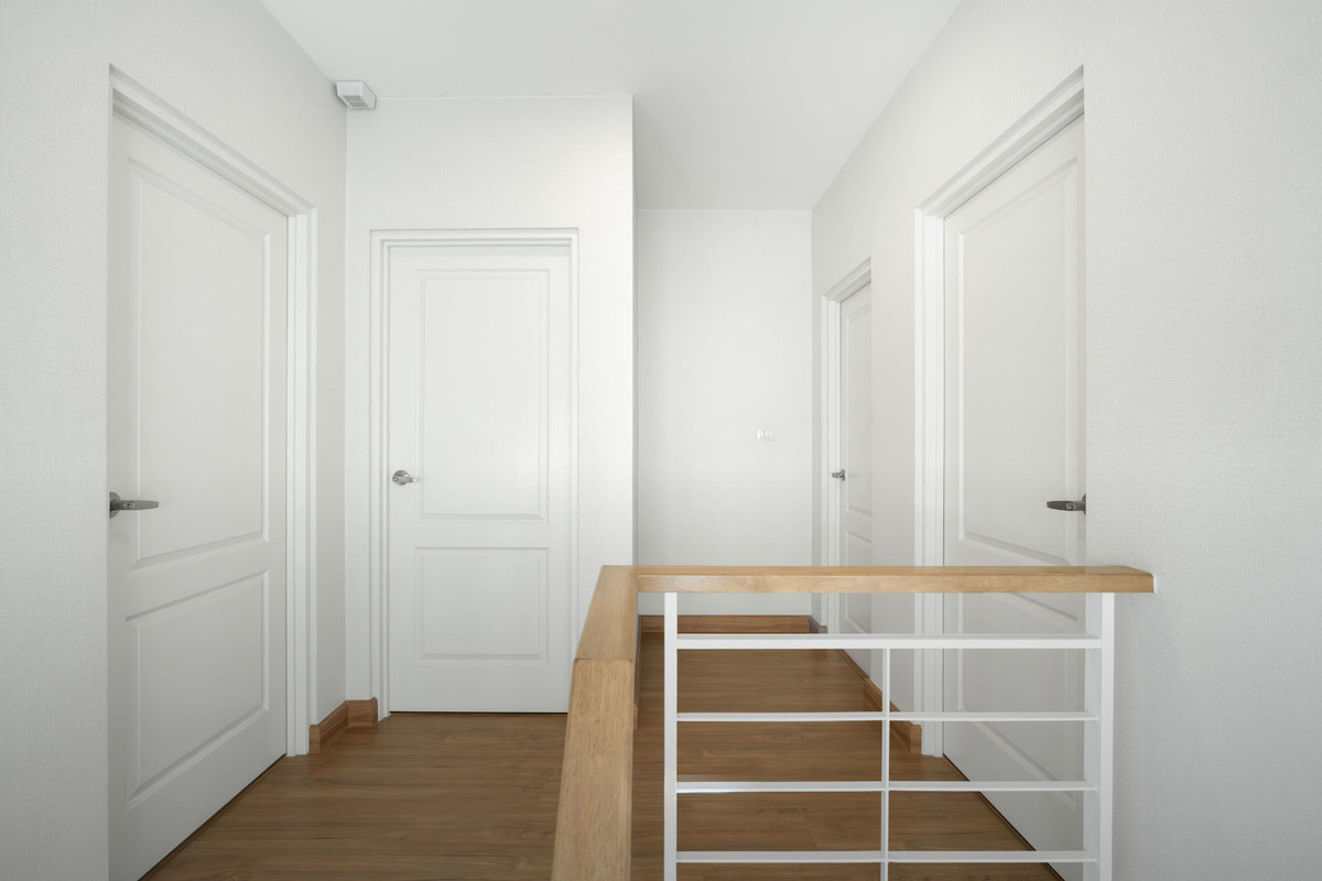 For SaleHouseBang kae, Phetkasem : Brand new house, prime location on Kanlapaphruek Road. Free furniture! Best price in the project.