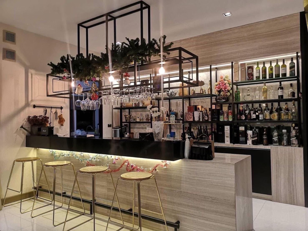 ขายบ้านปทุมธานี รังสิต ธรรมศาสตร์ : บ้านหรูริมทะเลสาบ รังสิต ปทุมธานี  พร้อมสระว่ายน้ำส่วนตัว ที่ดินขนาดใหญ่ 297.6 ตร.ว บรรยากาศรีสอร์ต เป็นส่วนตัวสูง