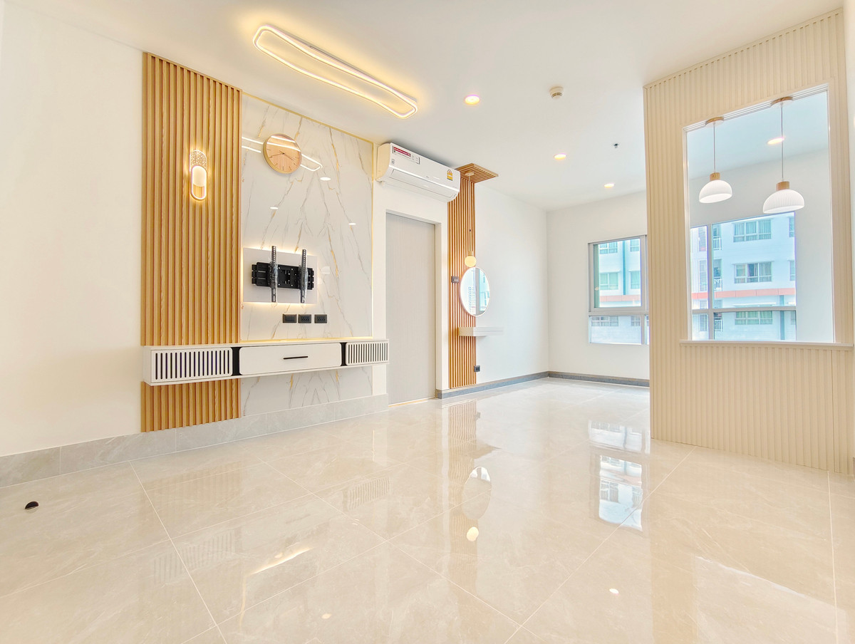 For SaleCondoRathburana, Suksawat : Ivy River Condo for sale along the Chao Phraya River. Rat Burana District, Bangkok