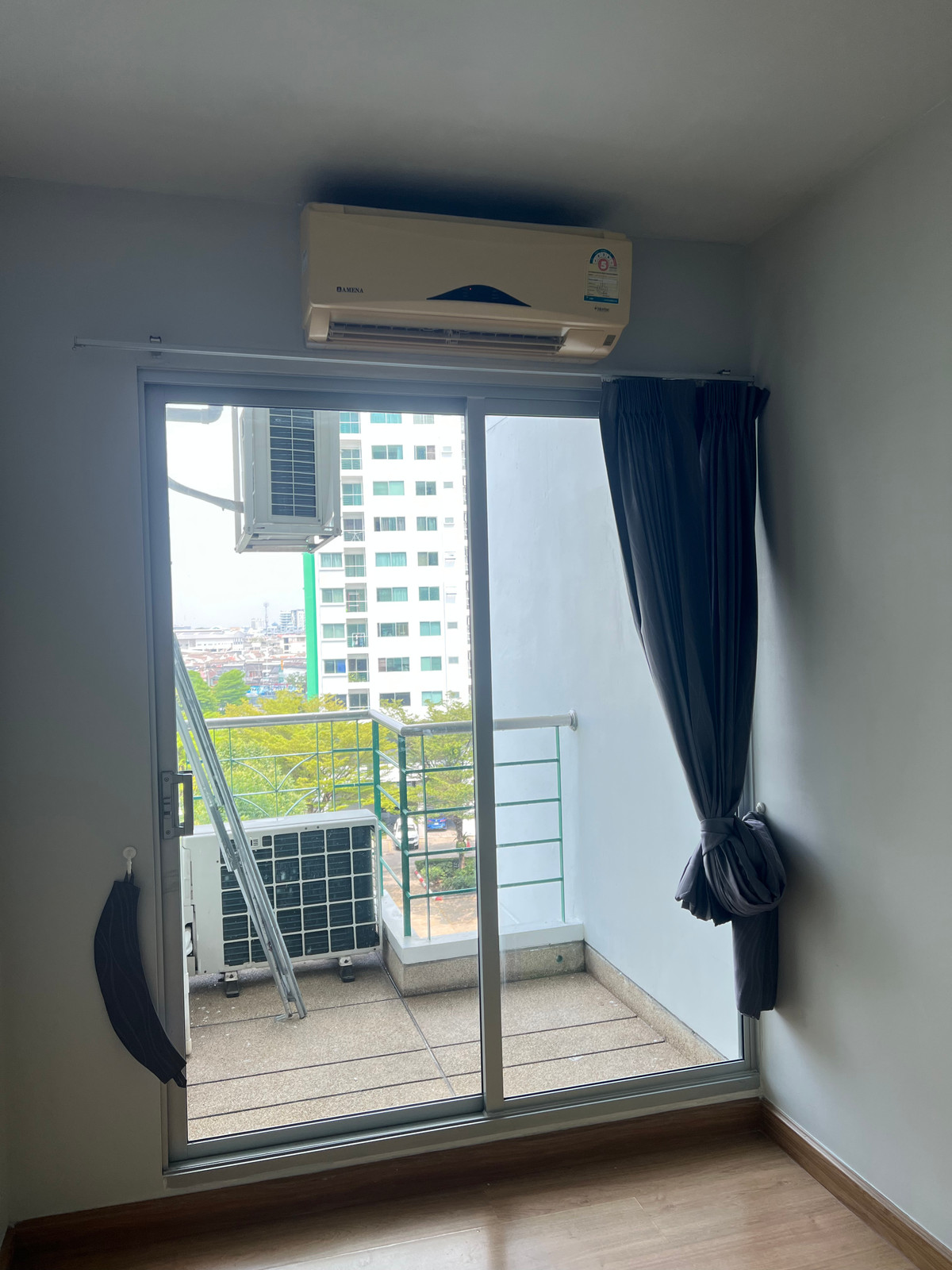 For RentCondoKasetsart, Ratchayothin : Condo for rent Supalai Park Kaset Intersection | BTS Kaset - Senanikom
