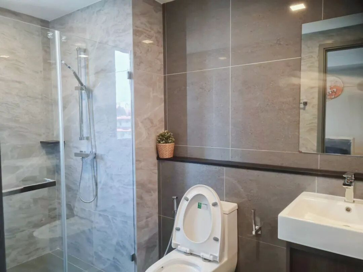 For RentCondoSukhumvit, Asoke, Thonglor : Quintara Phume Sukhumvit 39  60 sqm 2 Bedrooms  2 Bathrooms  condo rent 35000thb