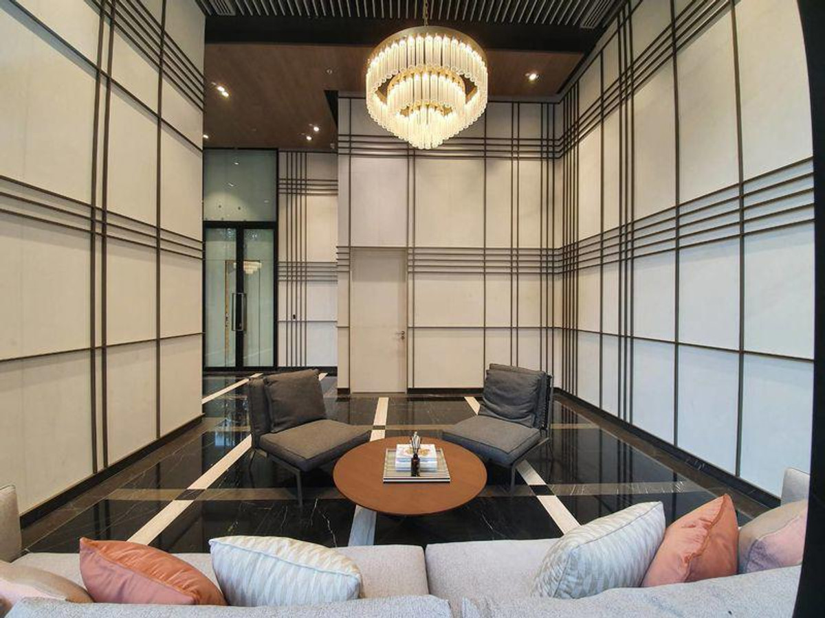 ขายคอนโดสุขุมวิท อโศก ทองหล่อ : Noble BE19 Sukhumvit / 1 Bedroom (SALE WITH TENENT), โนเบิล บีไนน์ทีน สุขุมวิท / 1 ห้องนอน (ขายพร้อมผู้เช่า) BJ028 