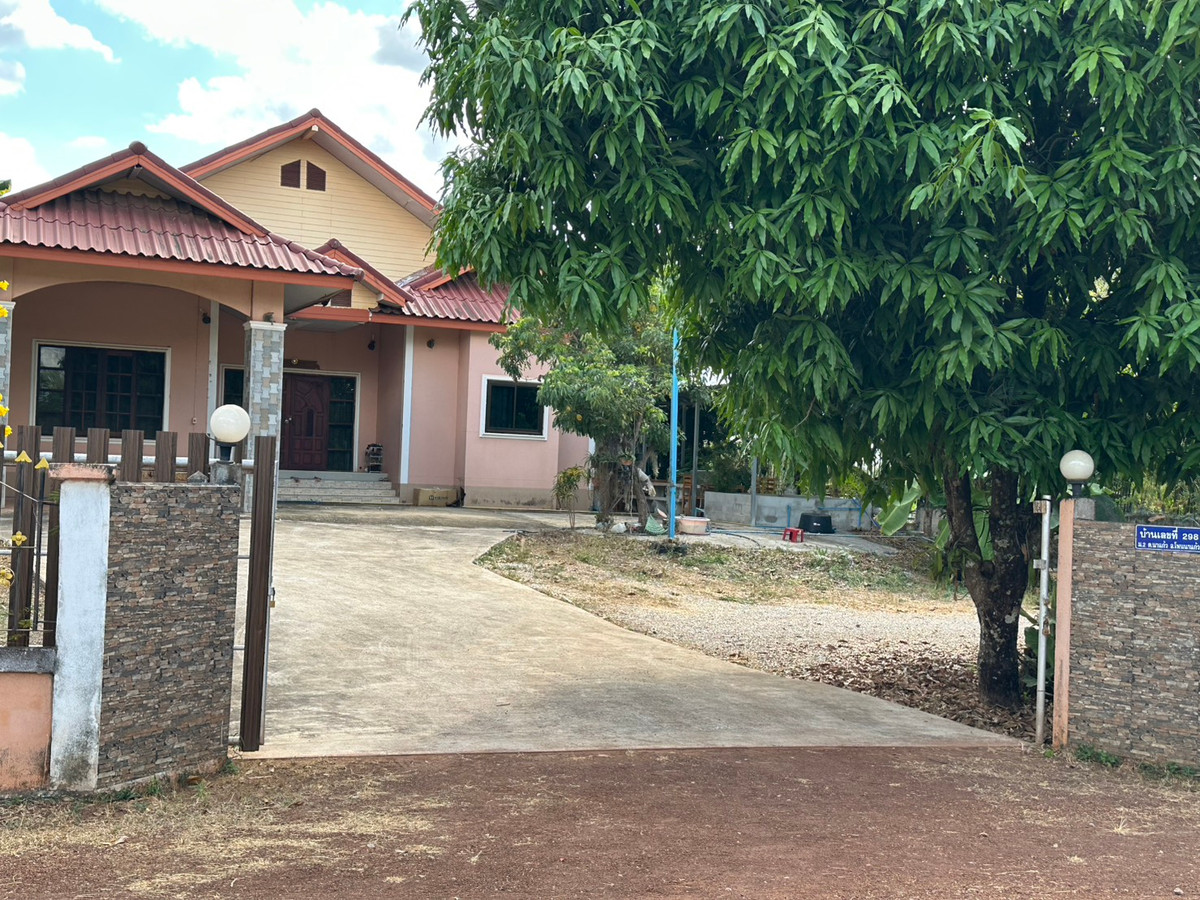 ขายบ้านสกลนคร : ขายบ้านเดี่ยวชั้นเดียว สไตล์บ้านสวน จ.สกลนคร