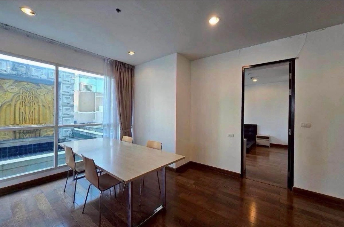 ให้เช่าคอนโดวิทยุ ชิดลม หลังสวน : คอนโด 3 ห้องนอน ขนาดใหญ่ ย่านชิดลม เดินถึง BTS ชิดลม และ Central ชิดลม