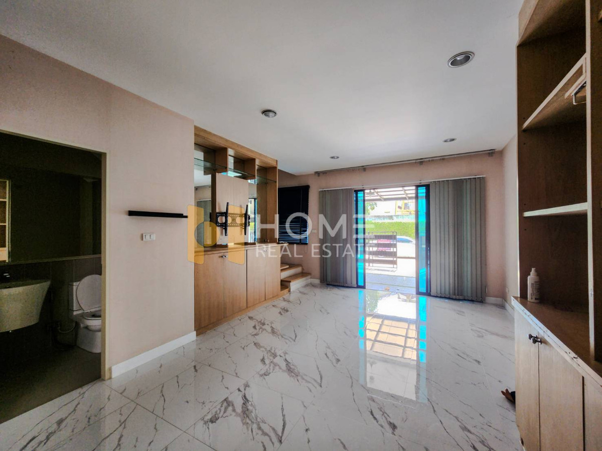 ขายทาวน์โฮมรามคำแหง หัวหมาก :  บ้านกลางเมือง พระราม 9 - รามคำแหง / 3 ห้องนอน (ขาย), Baan Klang Muang Rama 9 - Ramkhamhaeng / 3 Bedrooms (FOR SALE) BZD178