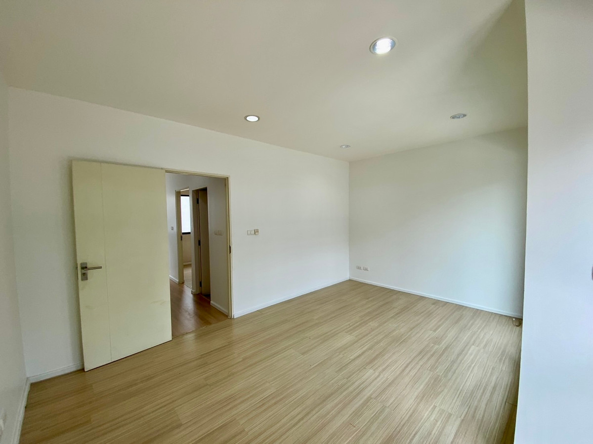 ขายทาวน์โฮมรามคำแหง หัวหมาก : ขายทาวน์โฮม 3 ชั้น บ้านกลางเมือง พระราม 9–รามคำแหง | บ้านสภาพใหม่ พร้อมอยู่ | ใกล้ทางด่วนและ Airport Link