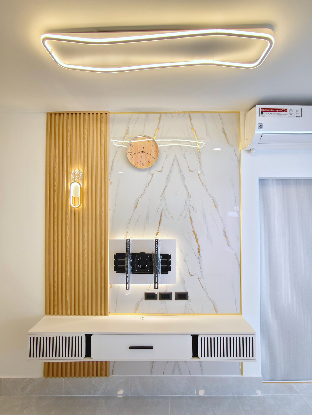 ขายคอนโดราษฎร์บูรณะ สุขสวัสดิ์ : ขายไอวี่ ริเวอร์ คอนโด (Ivy River Condo) รีโนเวทใหม่ ริมแม่น้ำเจ้าพระยา เขตราษฎร์บูรณะ กทม. 