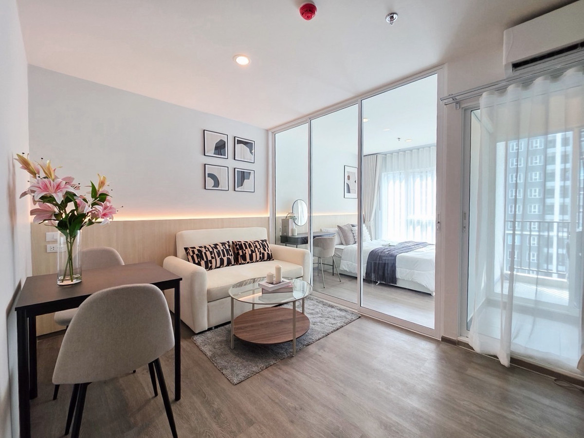 ให้เช่าคอนโดบางนา แบริ่ง ลาซาล : ให้เช่า Regent Home Bangna  1 ห้องนอน 1 ห้องน้ำ ห้องตกแต่งสวยมาก *350 ม.BTS บางนา