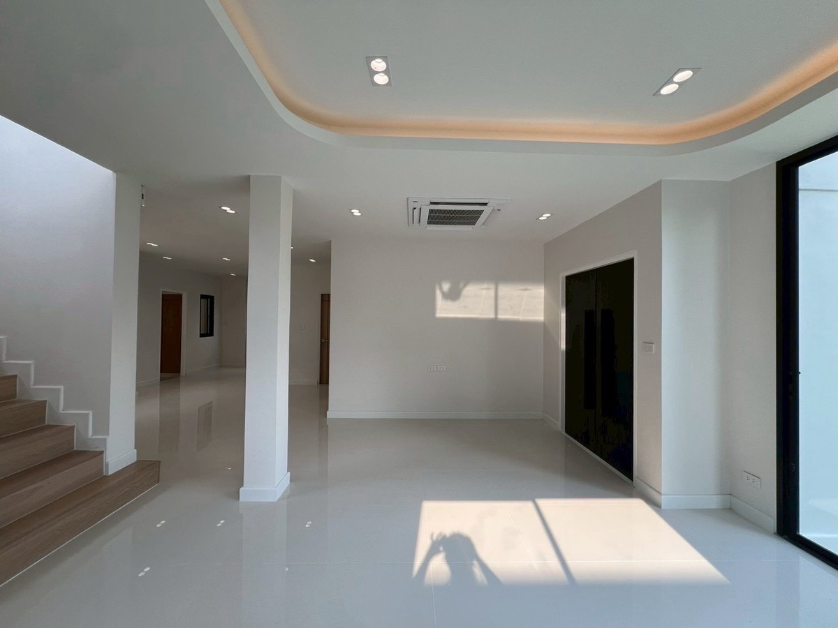 For SaleHouseRama5, Ratchapruek, Bangkruai : ✨ Whole house renovated ✨ Perfect Place Rattanathibet project | 80 sq m. | 4 bedrooms ‼️