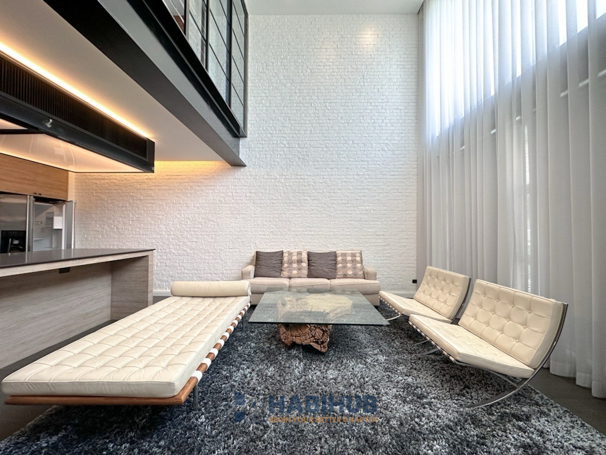 For SaleCondoOnnut, Udomsuk : 🏠✨ Penthouse Condominium 3 | 4 Bedroom Duplex Condo for Sale (HBH-HL-23)