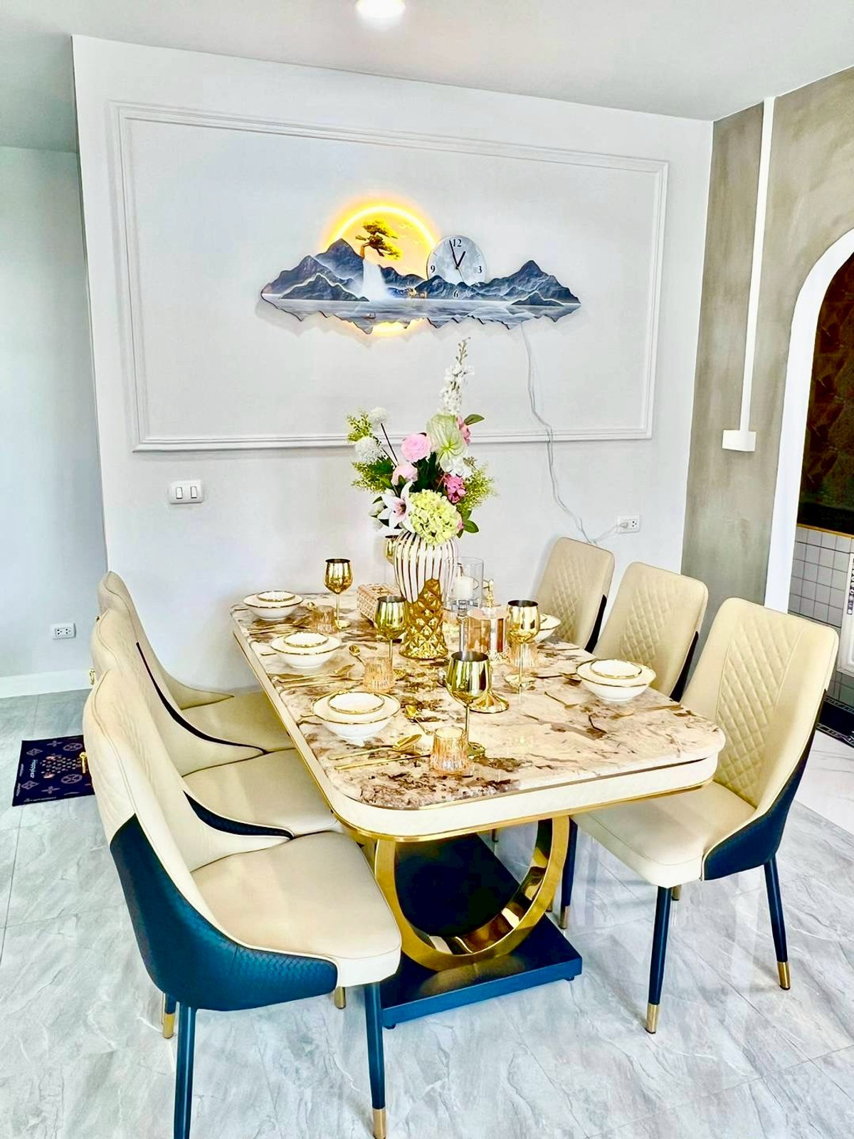 For SaleTownhomePathum Thani,Rangsit, Thammasat : 2-story townhome for sale, The Trust Town Village, Wongwaen - Lam Luk Ka, along Khlong 6, Soi 28, area 27.8 square wah, 3 bedrooms, Bueng Kham Proi Subdistrict, Lam Luk Ka District, Pathum Thani Province.