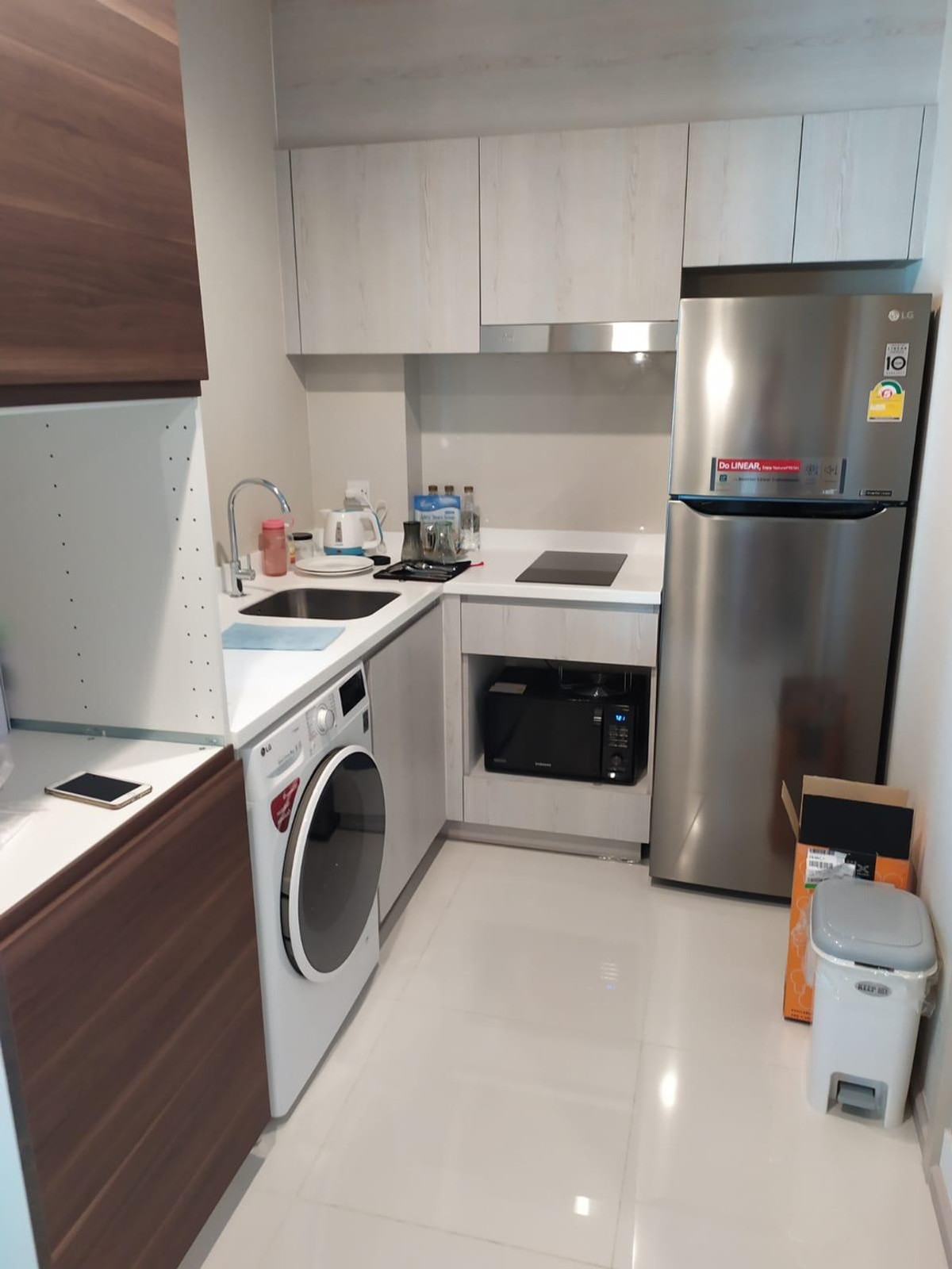 For RentCondoWitthayu, Chidlom, Langsuan, Ploenchit : ⭐️🌷Life One Wireless🌷⭐️ 1 Bed 1 Bath, Rental 26,000 Baht