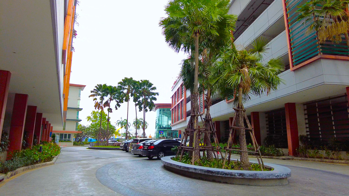 ขายคอนโดราษฎร์บูรณะ สุขสวัสดิ์ : ขายไอวี่ ริเวอร์ คอนโด (Ivy River Condo) รีโนเวทใหม่ ริมแม่น้ำเจ้าพระยา เขตราษฎร์บูรณะ กทม. 