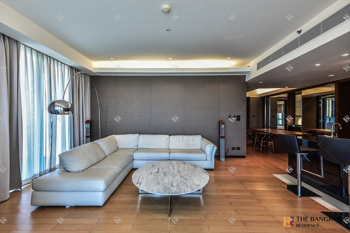 For SaleCondoRama3 (Riverside),Satupadit : 🌊 Iconic Riverfront Living at The Pano - Panoramic Chao Phraya Views near Bts Chong Nonsi