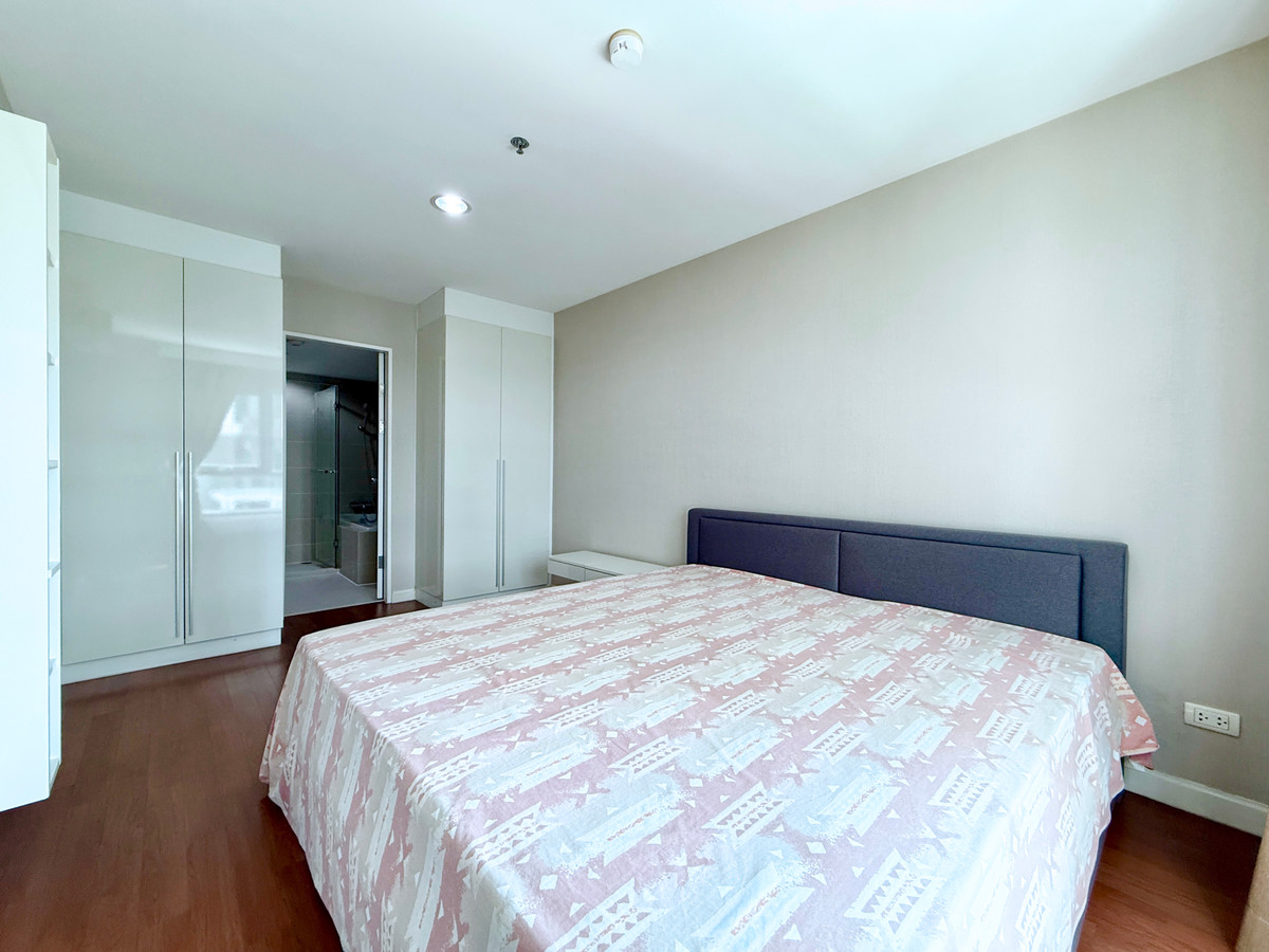 For SaleCondoRama9, Petchburi, RCA : Urgent sale 🌈✨ Belle Grand Rama 9 100.27 sq m. 2 bed 2 bath room in very new condition 092-2462653 Donut