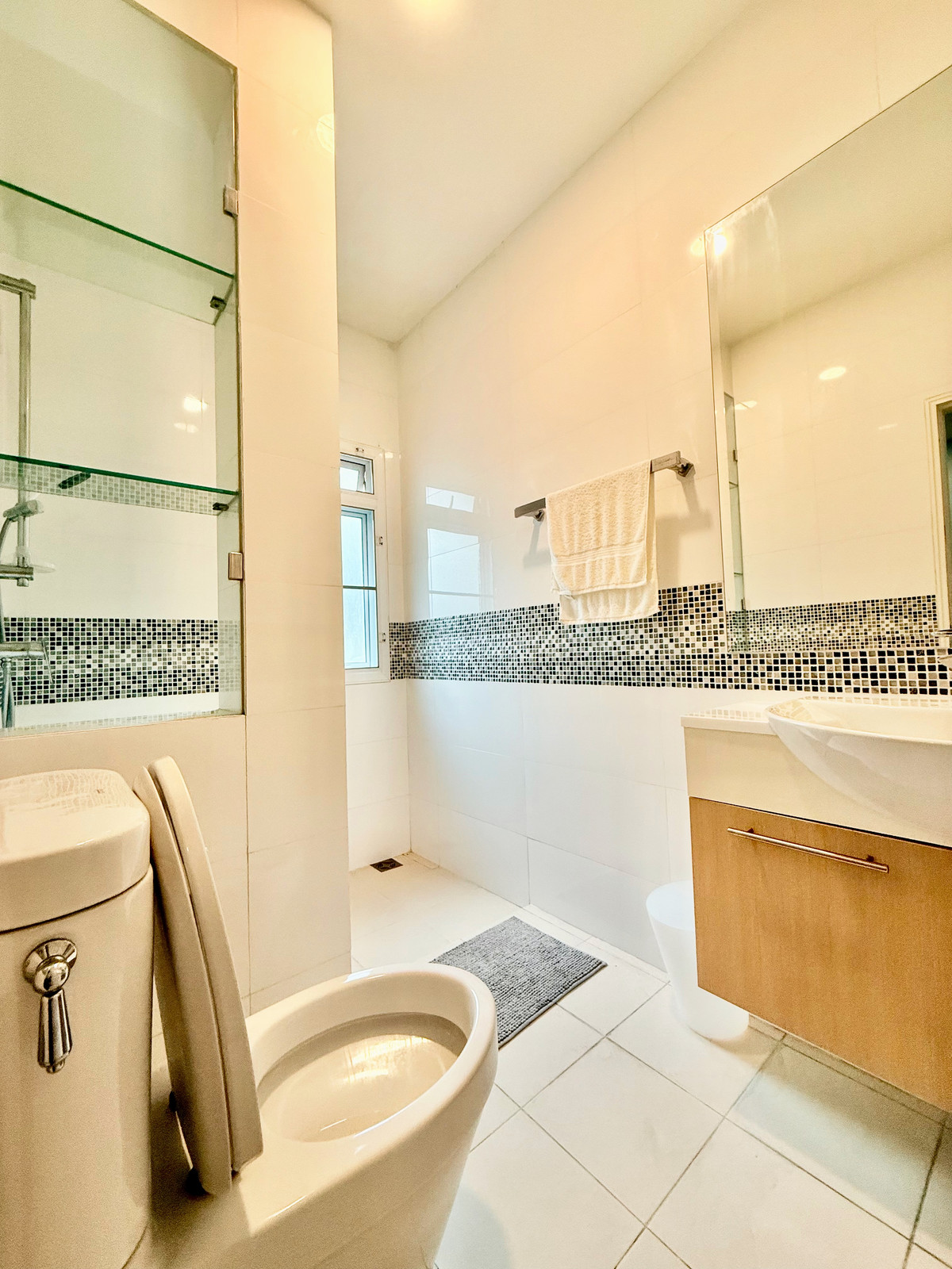 For SaleHousePattanakan, Srinakarin : Luxury Corner House for Sale – Grand Bangkok Boulevard Rama 9–Srinakarin