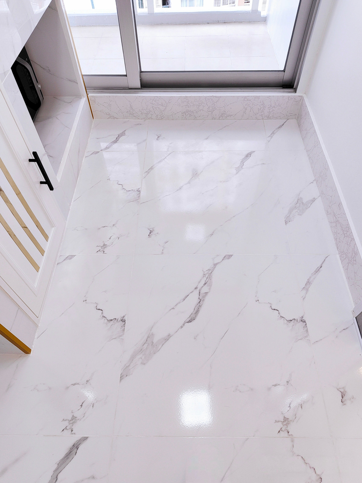 ขายคอนโดราษฎร์บูรณะ สุขสวัสดิ์ : ขายไอวี่ ริเวอร์ คอนโด (Ivy River Condo) รีโนเวทใหม่ ริมแม่น้ำเจ้าพระยา เขตราษฎร์บูรณะ กทม. 