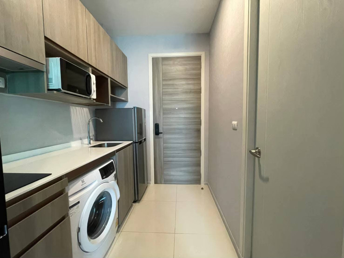 For RentCondoSamut Prakan,Samrong : PFD-08084  Condo for rent, English style (Collage Art), good location, next to Ramkhamhaeng Road, near MRT Lam Sali 