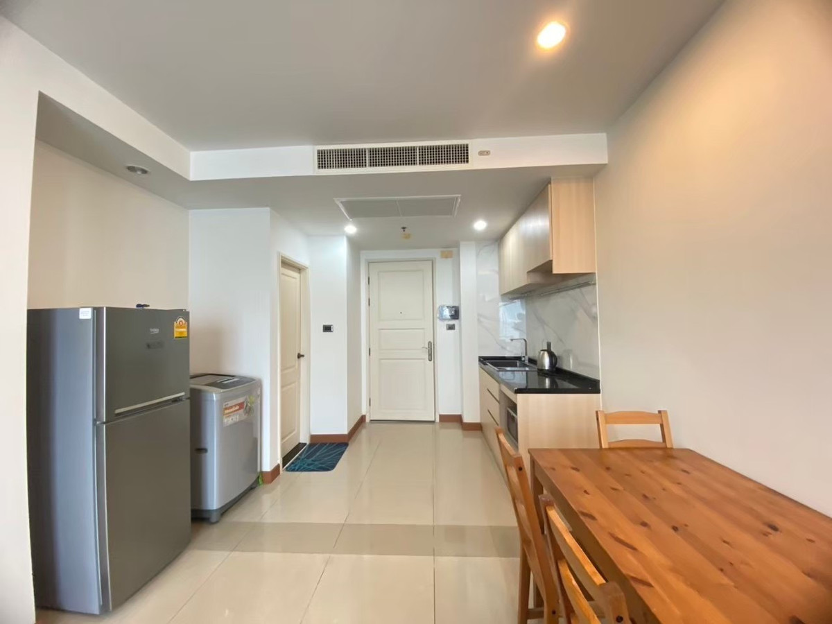 For RentCondoRama9, Petchburi, RCA : For rent✨Condo near MRT Cultural Center: Supalai Wellington Project: 1 bedroom | 47 sqm. Wide size, fully furnished, ready to move in.