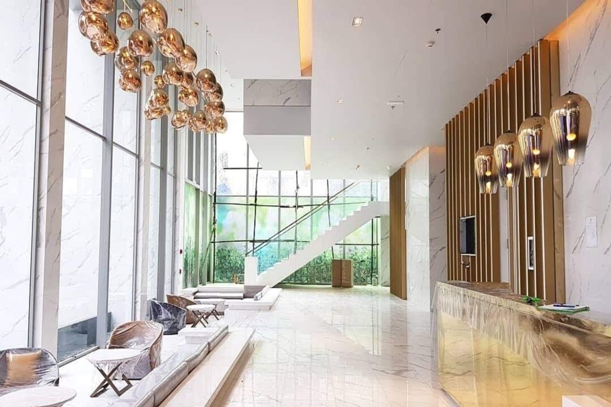 ขายคอนโดนานา : 🔥 ขายพร้อมผู้เช่า !! ห้องขนาดใหญ่ !!🔥 Code C20230104715..........Hyde Sukhumvit 11, 2 ห้องนอน, 2 ห้องน้ำ, แต่งครบ, ราคาพิเศษ!!📣📣