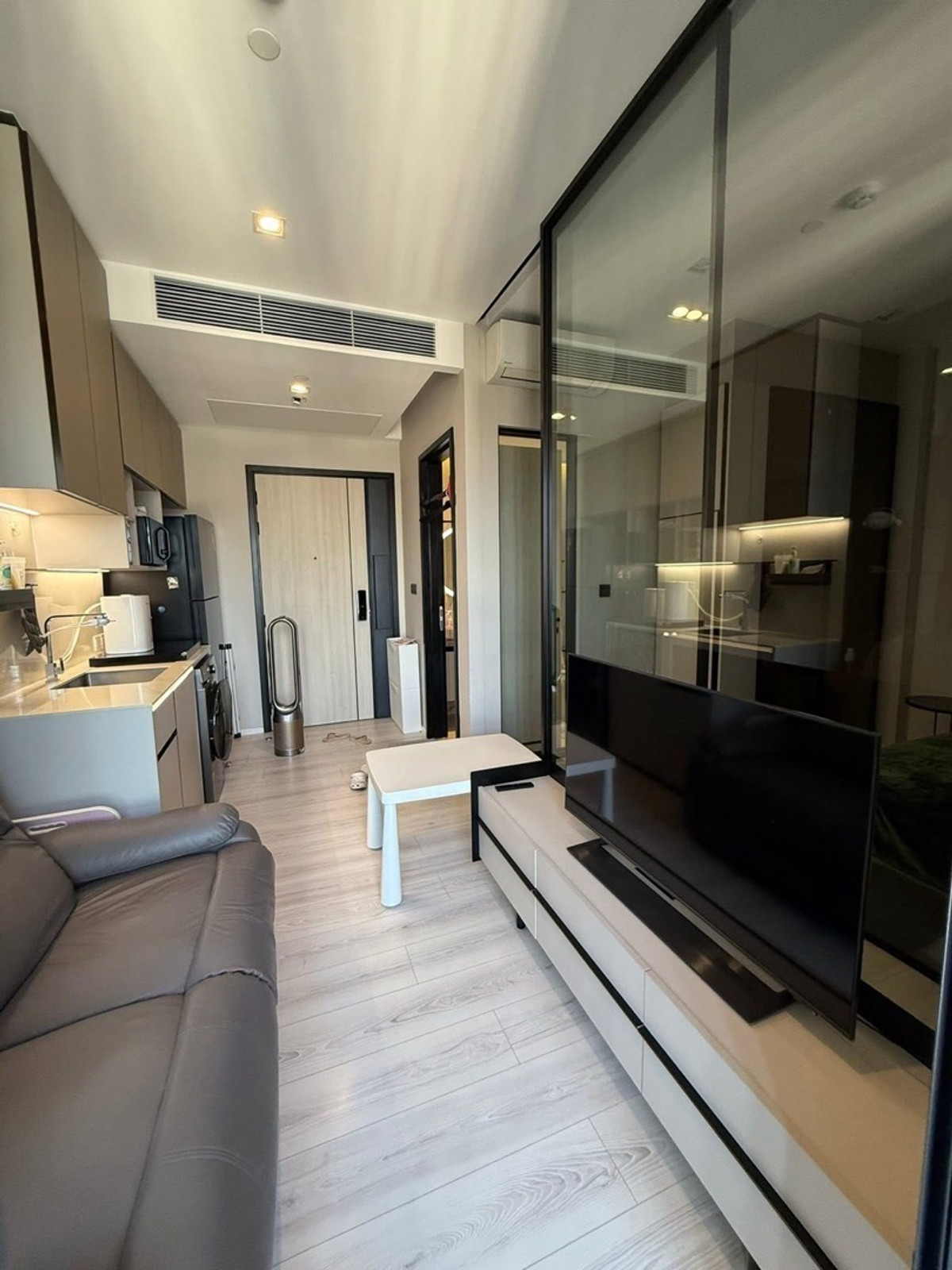 For RentCondoRatchathewi,Phayathai : For rent, The room phayathai, 34th floor, size 29 sq m, 1 bedroom, 1 bathroom, price 22,000 baht, ready to move in, negotiable🔥