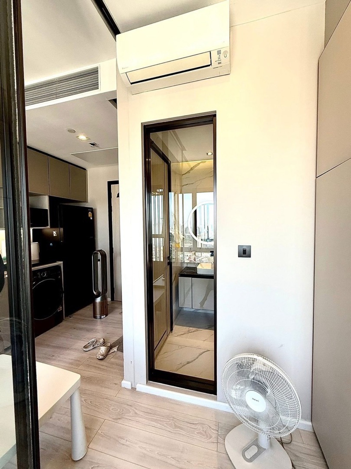 For RentCondoRatchathewi,Phayathai : For rent, The room phayathai, 34th floor, size 29 sq m, 1 bedroom, 1 bathroom, price 22,000 baht, ready to move in, negotiable🔥