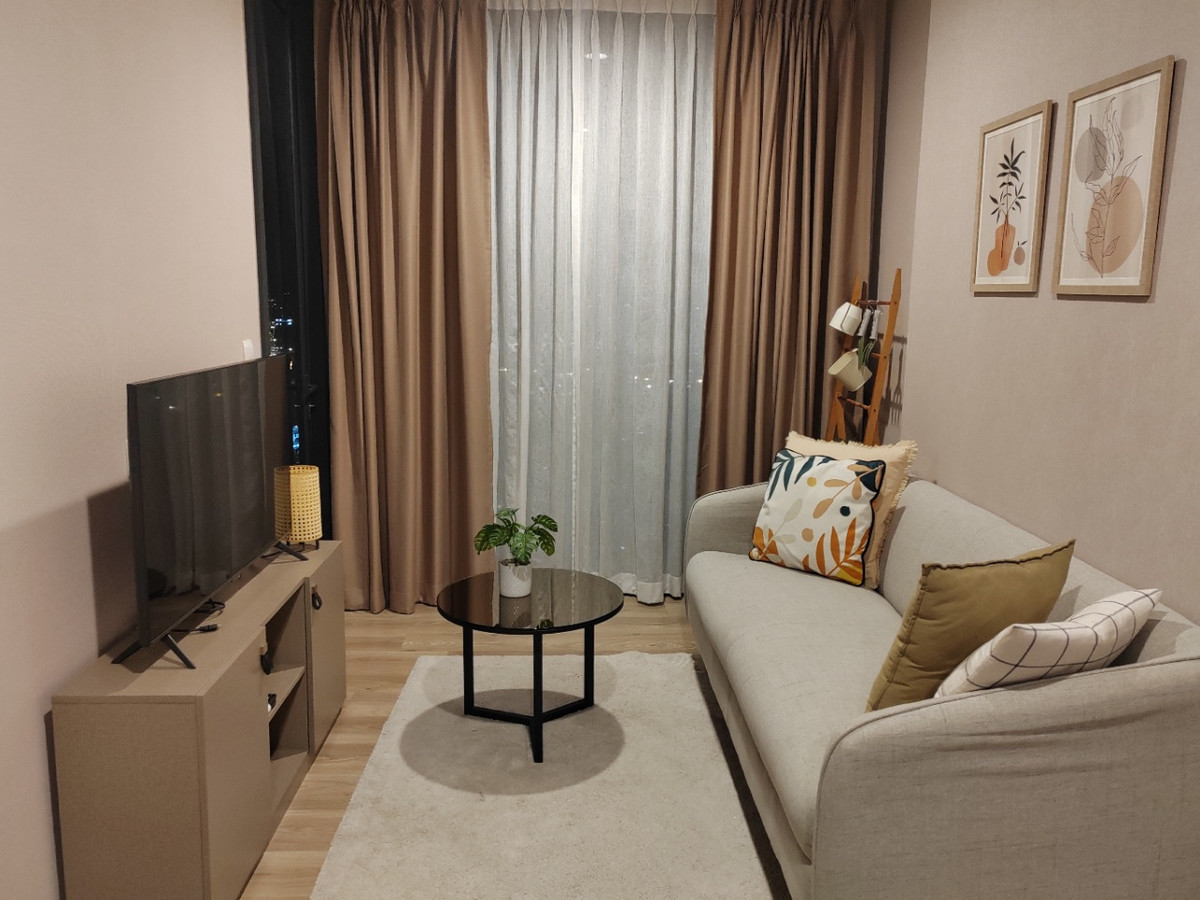 For RentCondoSukhumvit, Asoke, Thonglor : Oka Haus 35 sqm condo for rent 22k high floor view!