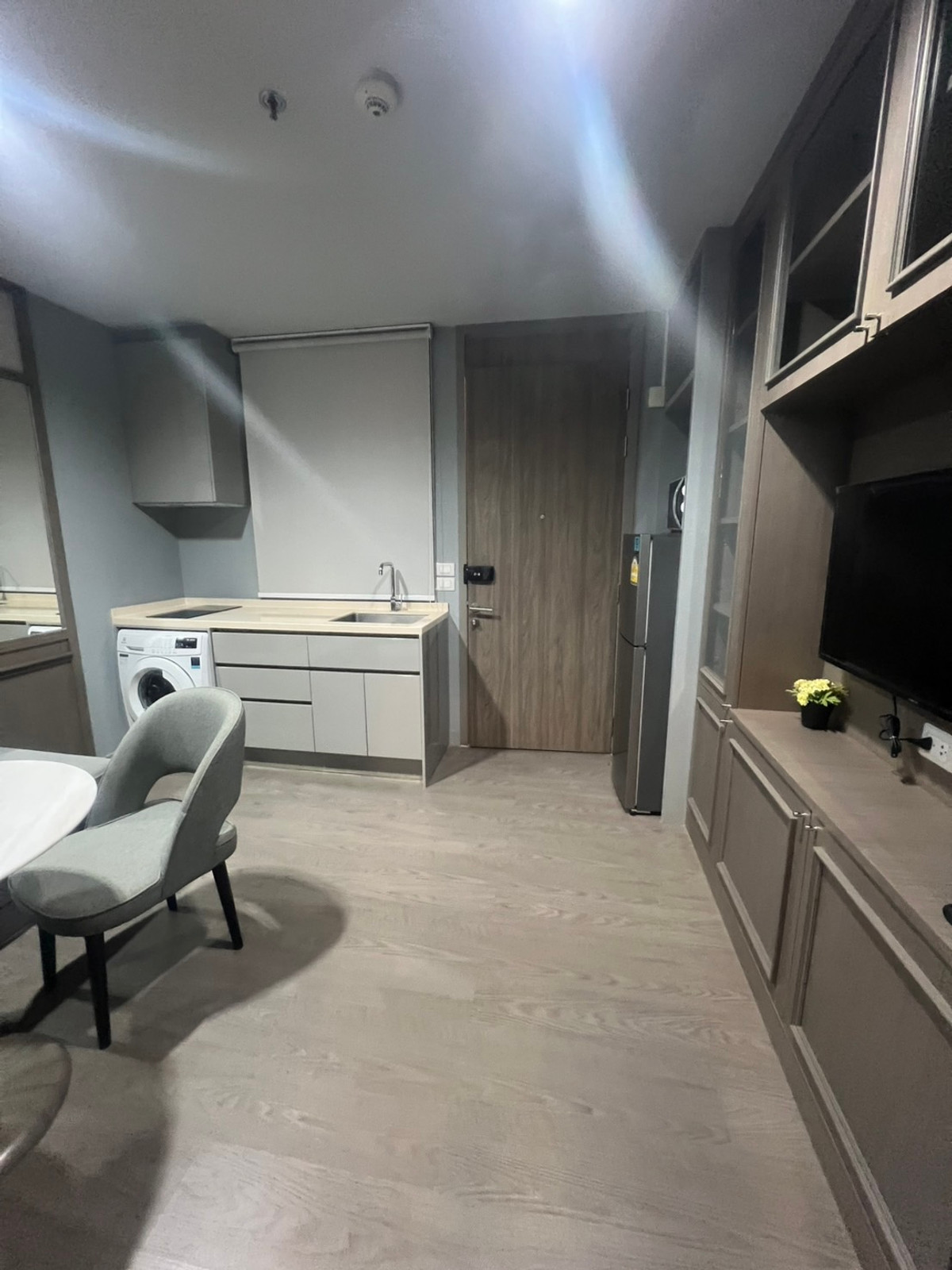 ให้เช่าคอนโดพระราม 9 เพชรบุรีตัดใหม่ RCA : คอนโดใหม่ให้เช่าใกล้ MRTพระราม9เพียง650M 15,000.00 บาท1ห้องนอน 1 ห้องน้ำ