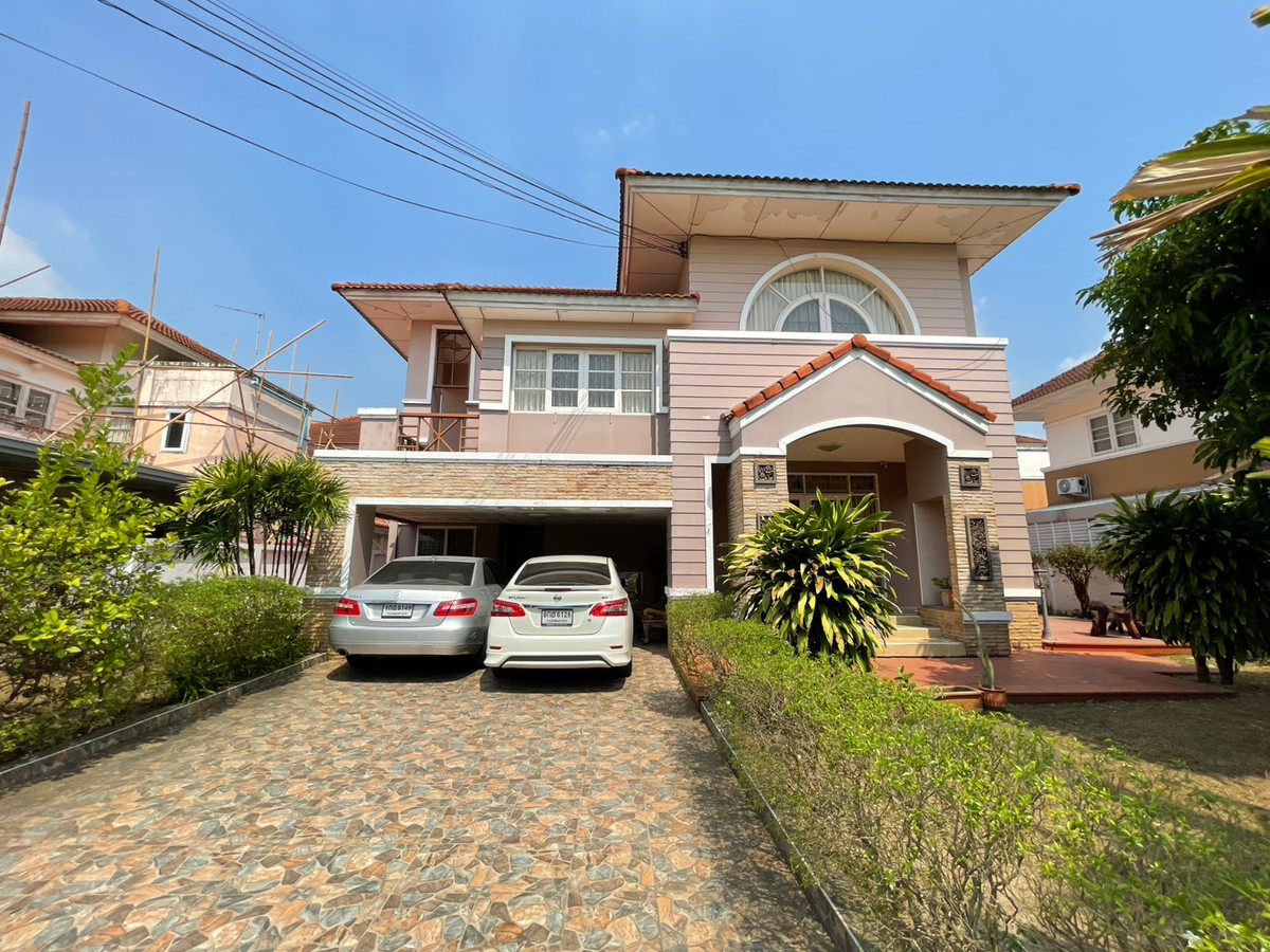 ขายบ้านนวมินทร์ รามอินทรา : บ้านลลิล อินเดอะพาร์ค วัชรพล - พหลโยธิน / 4 ห้องนอน (ขาย), Baan Lalin In The Park Watcharapol - Paholyothin / 4 Bedrooms (FOR SALE) DIT016