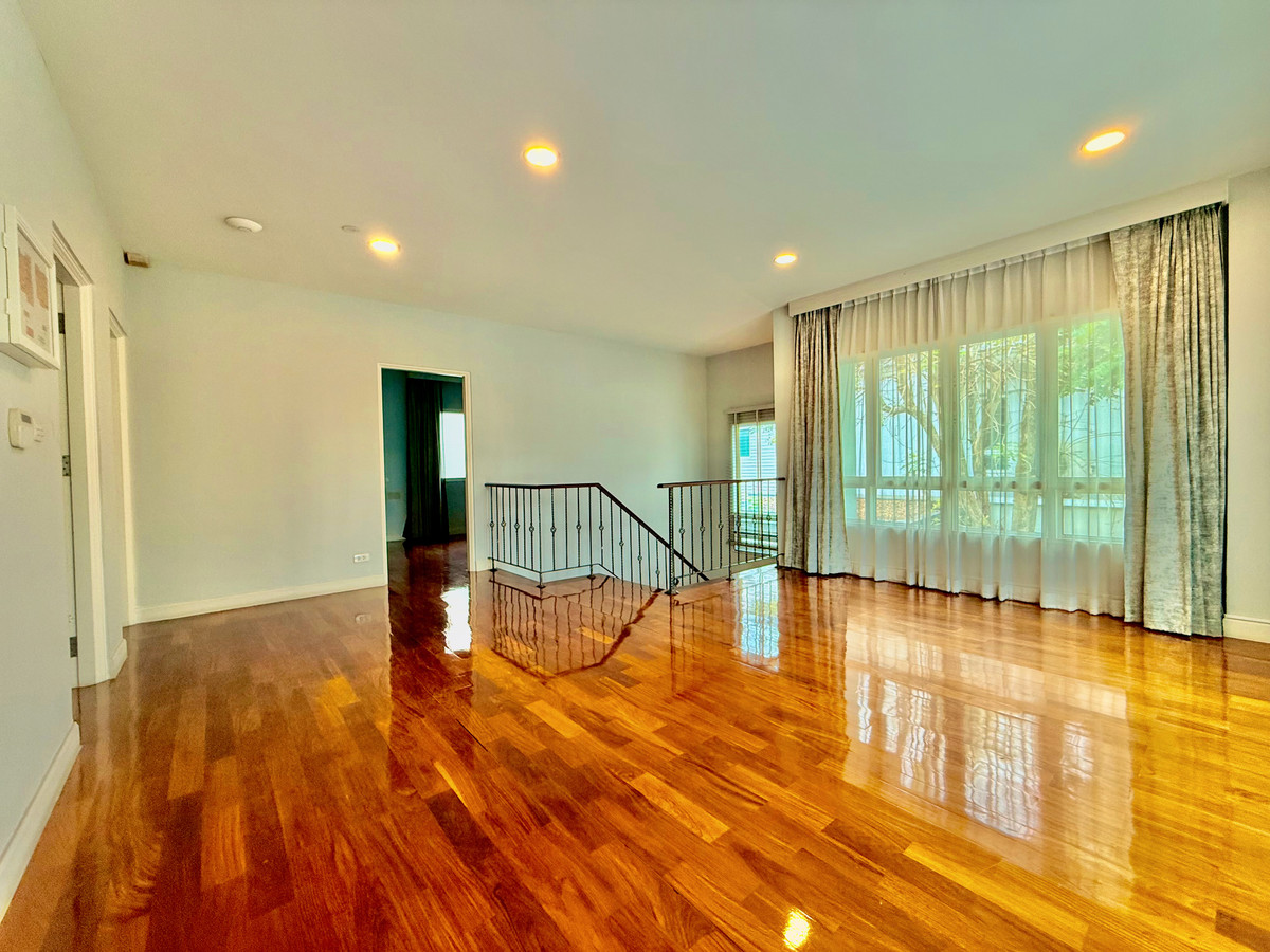 For SaleHousePattanakan, Srinakarin : Luxury Corner House for Sale – Grand Bangkok Boulevard Rama 9–Srinakarin