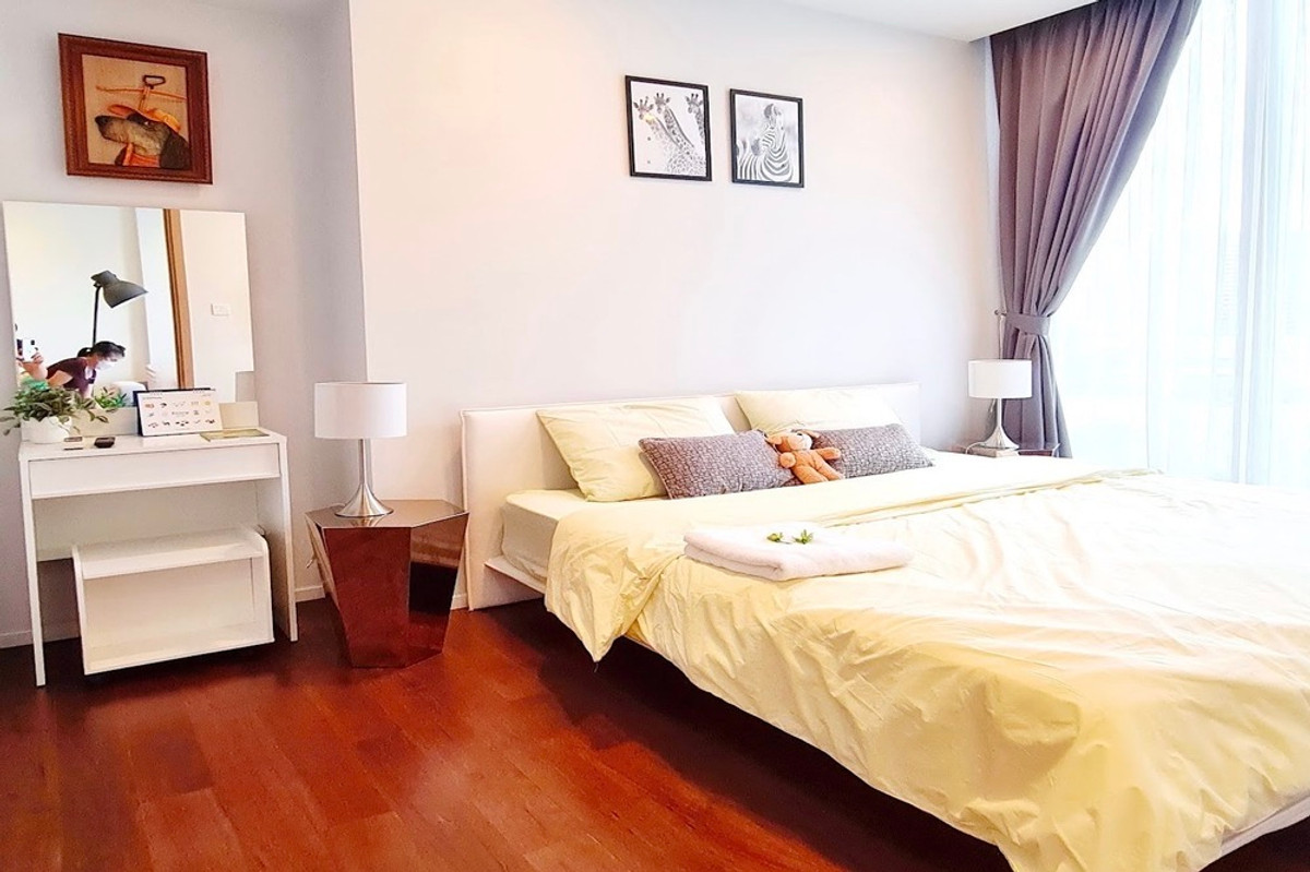 ขายคอนโดนานา : 🔥 ขายพร้อมผู้เช่า !! ห้องขนาดใหญ่ !!🔥 Code C20230104715..........Hyde Sukhumvit 11, 2 ห้องนอน, 2 ห้องน้ำ, แต่งครบ, ราคาพิเศษ!!📣📣