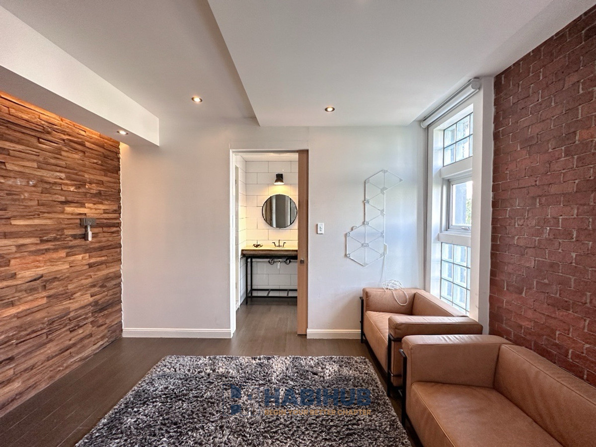 For SaleCondoOnnut, Udomsuk : 🏠✨ Penthouse Condominium 3 | 4 Bedroom Duplex Condo for Sale (HBH-HL-23)