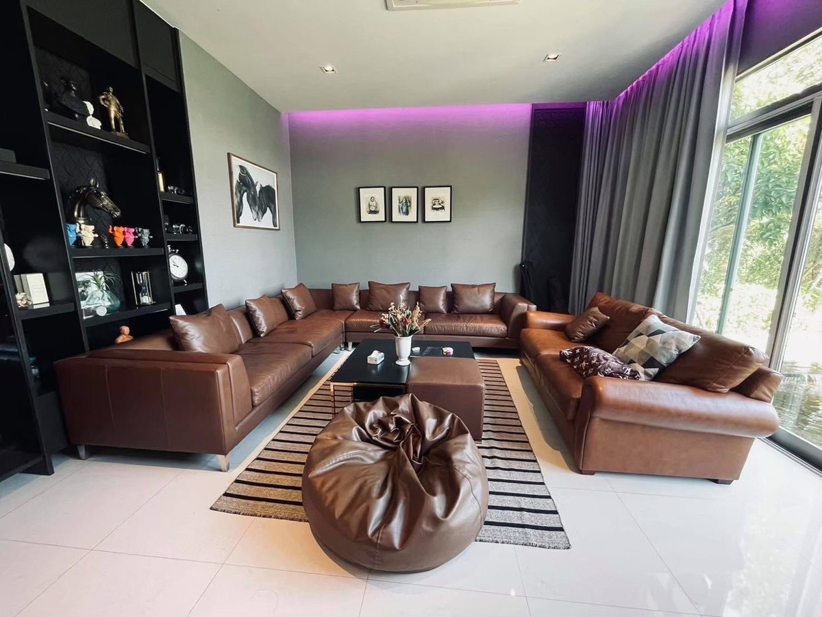 ขายบ้านปทุมธานี รังสิต ธรรมศาสตร์ : บ้านหรูริมทะเลสาบ รังสิต ปทุมธานี  พร้อมสระว่ายน้ำส่วนตัว ที่ดินขนาดใหญ่ 297.6 ตร.ว บรรยากาศรีสอร์ต เป็นส่วนตัวสูง